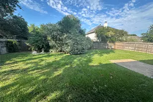 10813 Scenic Dr, Montgomery, TX 77356 - Photo 8