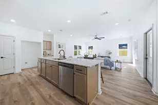 1013 E 26th St, Bryan, TX 77803 - Photo 8