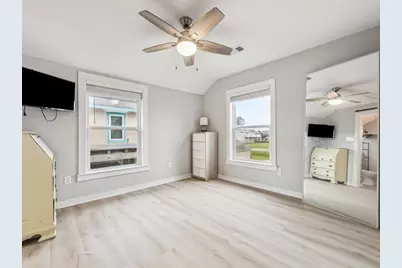 85 Bayou Vista Drive, Hitchcock, TX 77563 - Photo 10