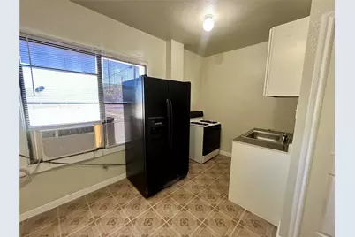 2705 Lorraine Street #8, Houston, TX 77026 - Photo 8