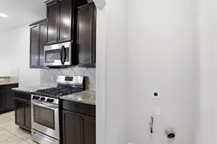 112 Camelot Pl Ct, Conroe, TX 77304 - Photo 16