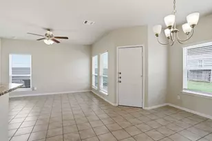 112 Camelot Pl Ct, Conroe, TX 77304 - Photo 8