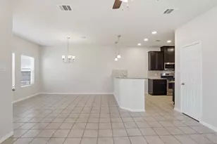 112 Camelot Pl Ct, Conroe, TX 77304 - Photo 18