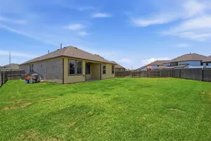 2952 Golden Dust Dr, Katy, TX 77493 - Photo 4