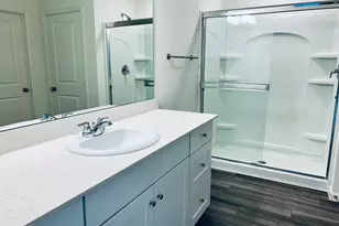 669 Amesbury Rd, Conroe, TX 77316 - Photo 8