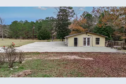 1016 E Capps Road, Livingston, TX 77351 - Photo 46