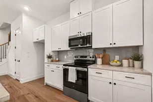 4806 Carmen St, Houston, TX 77033 - Photo 4
