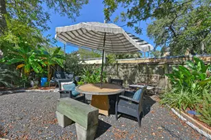 1614 Avenue K, Galveston, TX 77550 - Photo 30