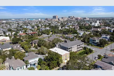 1614 Avenue K #Rear, Galveston, TX 77550 - Photo 2