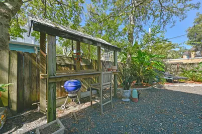 1614 Avenue K #Rear, Galveston, TX 77550 - Photo 32