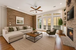 328 Bomar St, Houston, TX 77006 - Photo 10