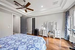328 Bomar St, Houston, TX 77006 - Photo 18