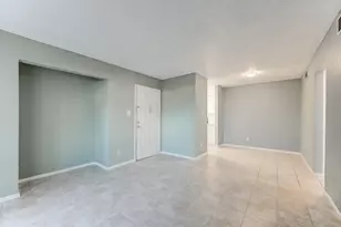 12615 Brookglade Cir, Houston, TX 77099 - Photo 8