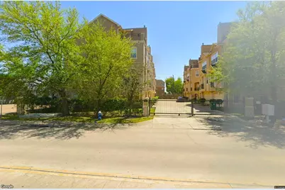 5615 Winsome Villas Lane #H, Houston, TX 77057 - Photo 2