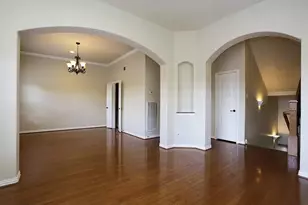 5615 Winsome Villas Ln, Houston, TX 77057 - Photo 4