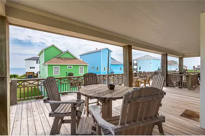 1326 Sunrise, Crystal Beach, TX 77650 - Photo 8