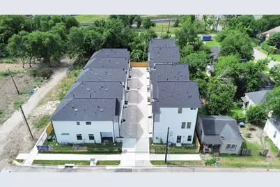 2432 Harrington Street, Houston, TX 77026 - Photo 40