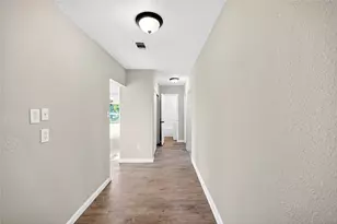 4918 Los Angeles St, Houston, TX 77026 - Photo 12