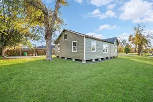 4918 Los Angeles St, Houston, TX 77026 - Photo 24