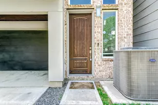 1721 Henderson St, Houston, TX 77007 - Photo 4