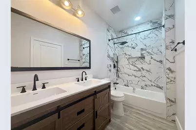 9508 Quaker Court, Rosharon, TX 77583 - Photo 10