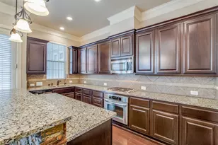 46 Rafters Row, The Woodlands, TX 77380 - Photo 14