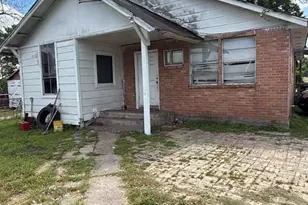 7933 Brays St, Houston, TX 77012 - Photo 1