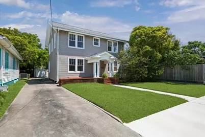 3910 Avenue R 1/2, Galveston, TX 77550 - Photo 32