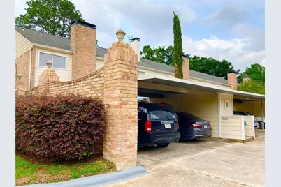 10282 Briar Forest Drive, Houston, TX 77042 - Photo 14