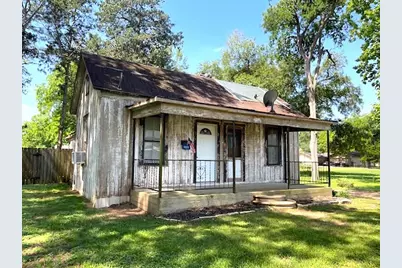 6211 Gresham Street, Wallis, TX 77485 - Photo 12