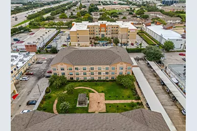 6611 W Sam Houston Parkway S #1E, Houston, TX 77072 - Photo 2