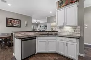 1326 Tee Time Ct, Crosby, TX 77532 - Photo 8