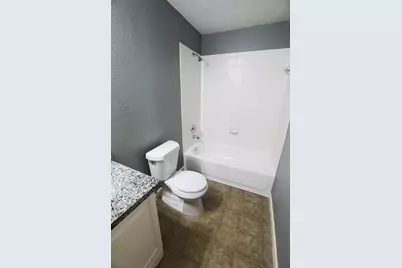 2727 Piney Lake Court, Houston, TX 77038 - Photo 18