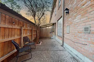 357 N Post Oak Ln, Houston, TX 77024 - Photo 14
