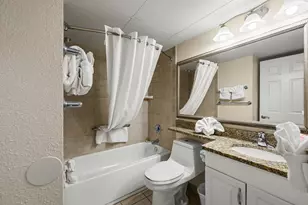 6102 Seawall Blvd, Galveston, TX 77551 - Photo 24