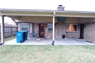 6215 Pinole Forest Dr, Houston, TX 77088 - Photo 14