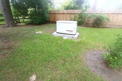 2712 Whispering Pines Street, Baytown, TX 77521 - Photo 20