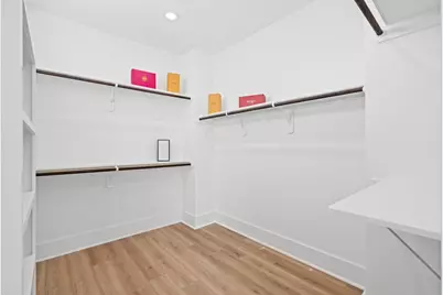 5211 Green Pine Tree Drive, Houston, TX 77018 - Photo 20