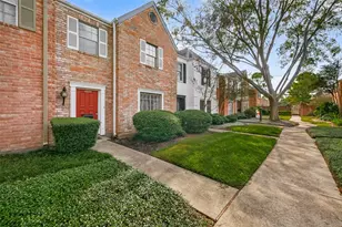 14535 Misty Meadow Ln, Houston, TX 77079 - Photo 2