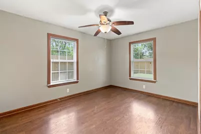 2213 17th Avenue N, Texas City, TX 77590 - Photo 16