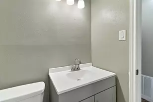 2213 17th Ave N, Texas City, TX 77590 - Photo 12