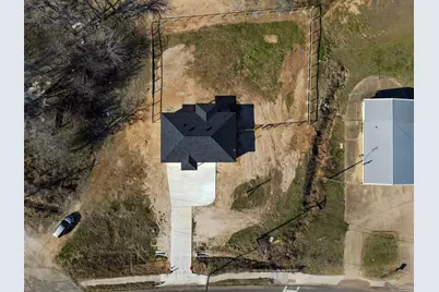 807 E Brown Street, Hearne, TX 77859 - Photo 4