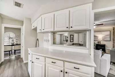 7522 Deep Forest Drive, Houston, TX 77088 - Photo 14