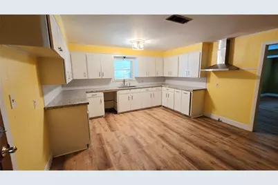 1700 Marilyn Street, Rosenberg, TX 77471 - Photo 2
