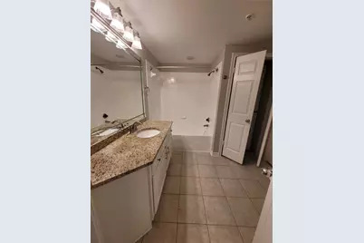 1919 Post Oak Park Drive #2306, Houston, TX 77027 - Photo 2
