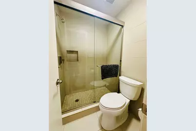 3402 Garrott Street #16, Houston, TX 77006 - Photo 10