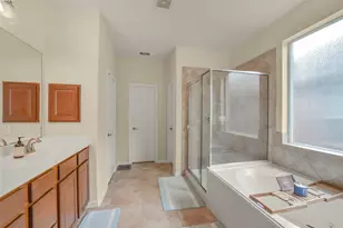 12422 Upland Rapids Dr, Houston, TX 77089 - Photo 32