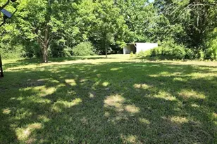 300 Alpine St, Coldspring, TX 77331 - Photo 16
