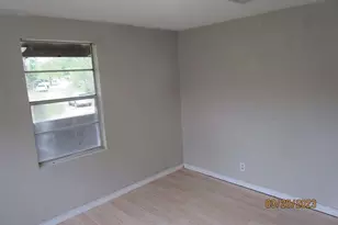 300 Alpine St, Coldspring, TX 77331 - Photo 16