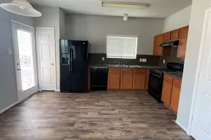 1502 Claremont Garden Cir, Houston, TX 77047 - Photo 14